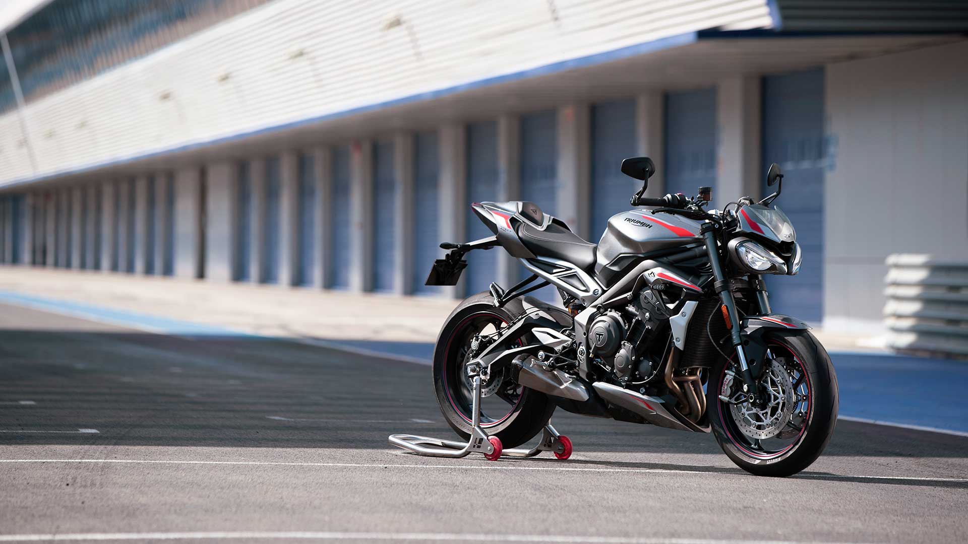 Price of triumph top street triple rs